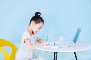 2022年中考语文精选主题作文素材储备＋高分范文
